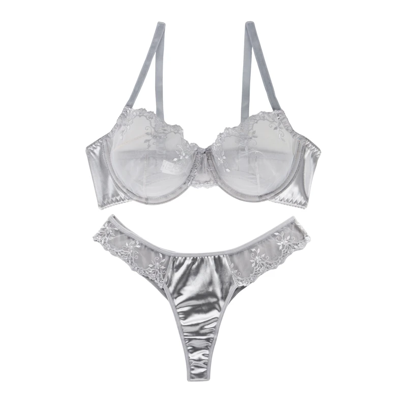 ست شورت و سوتین زنانه ژینا مدل توری 2025