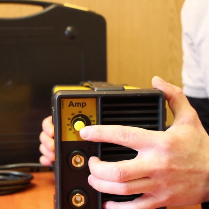 اینورتر جوشکاری 160 آمپر دکا مدل MOS 170GEN اینورتر جوشکاری 160 آمپر دکا مدل MOS 170GEN