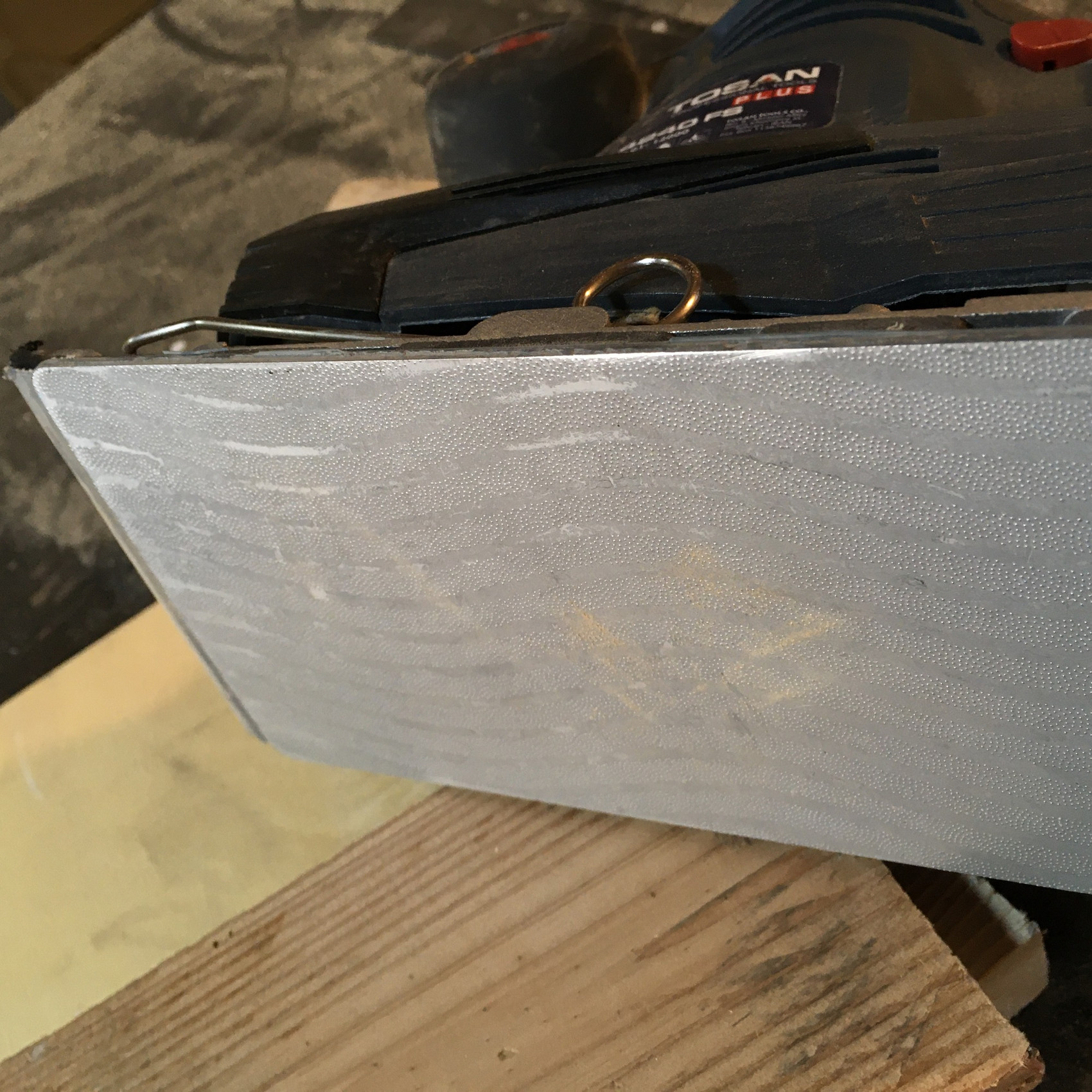 سنباده سندویک مدل S42