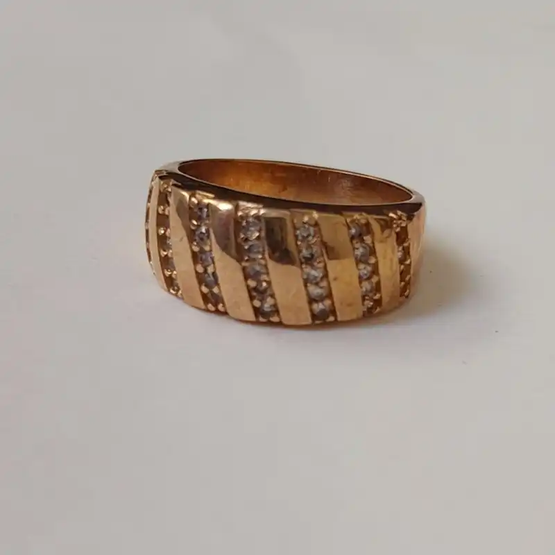 انگشتر زنانه مدل نگین دار