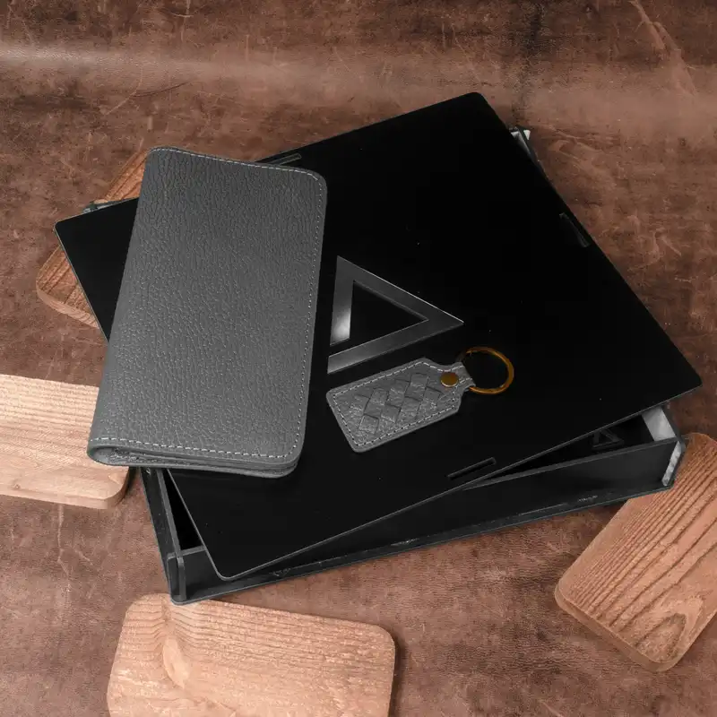 ست هدیه چرم آراهمراه مدل ARASET15