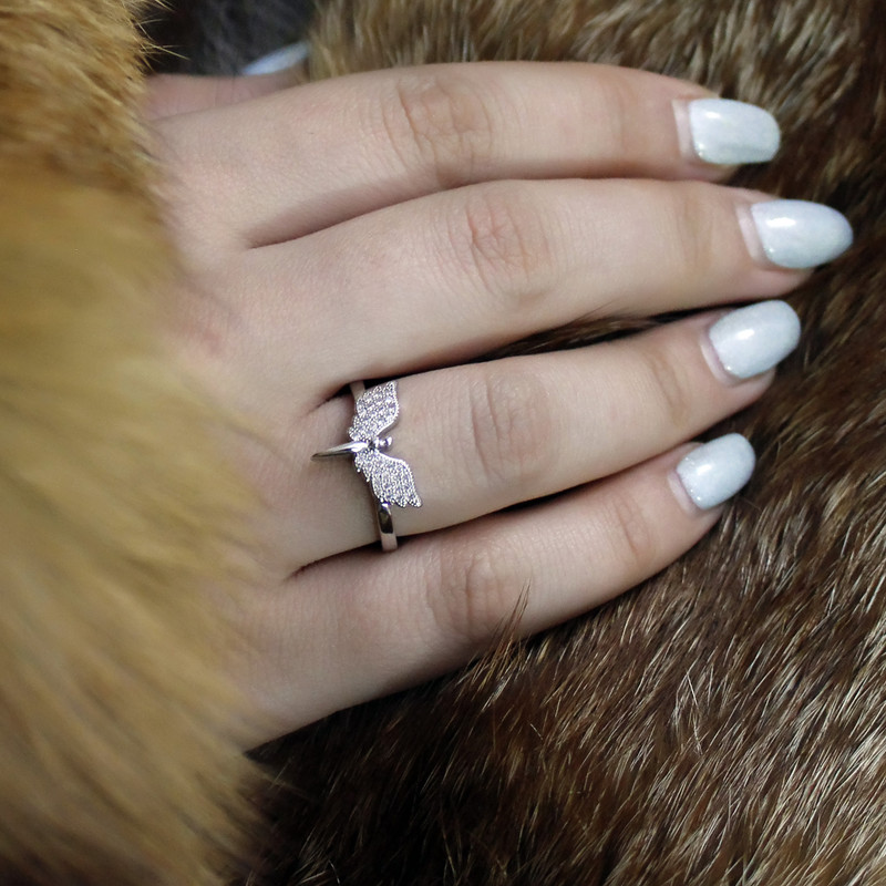 انگشتر زنانه طرح بال کد S123 انگشتر زنانه طرح بال کد S123