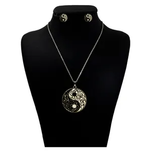 نیم ست نقره زنانه دلی جم مدل زنانه طرح  یین و یانگ  کد D 468