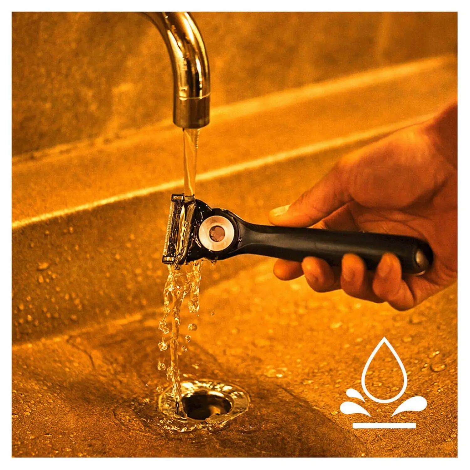 خودتراش ژیلت مدل Labs Heated Razor به همراه تیغ یدک -  - 15