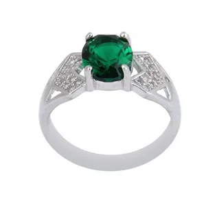 انگشتر نقره زنانه بازرگانی میلادی مدل سنگ کوارتز کد AWR_1079