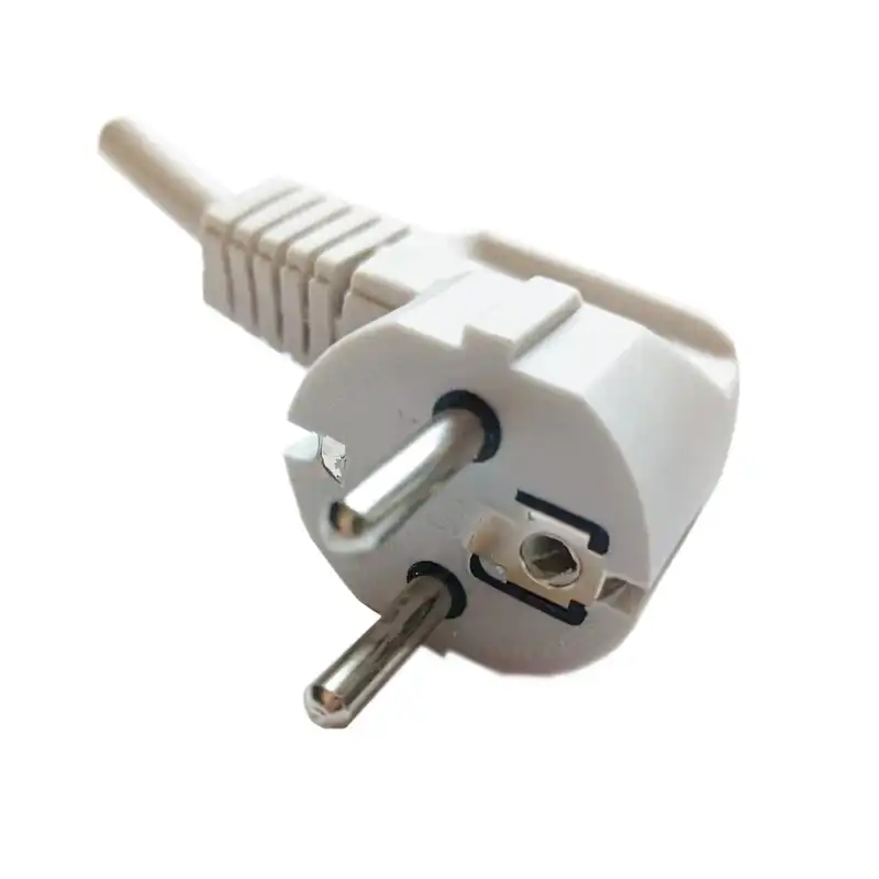 محافظ ولتاژ مدل تکنوکِر