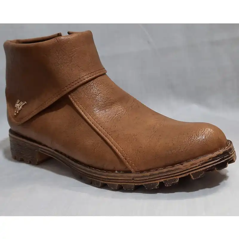 نیم بوت زنانه مدل MOM221