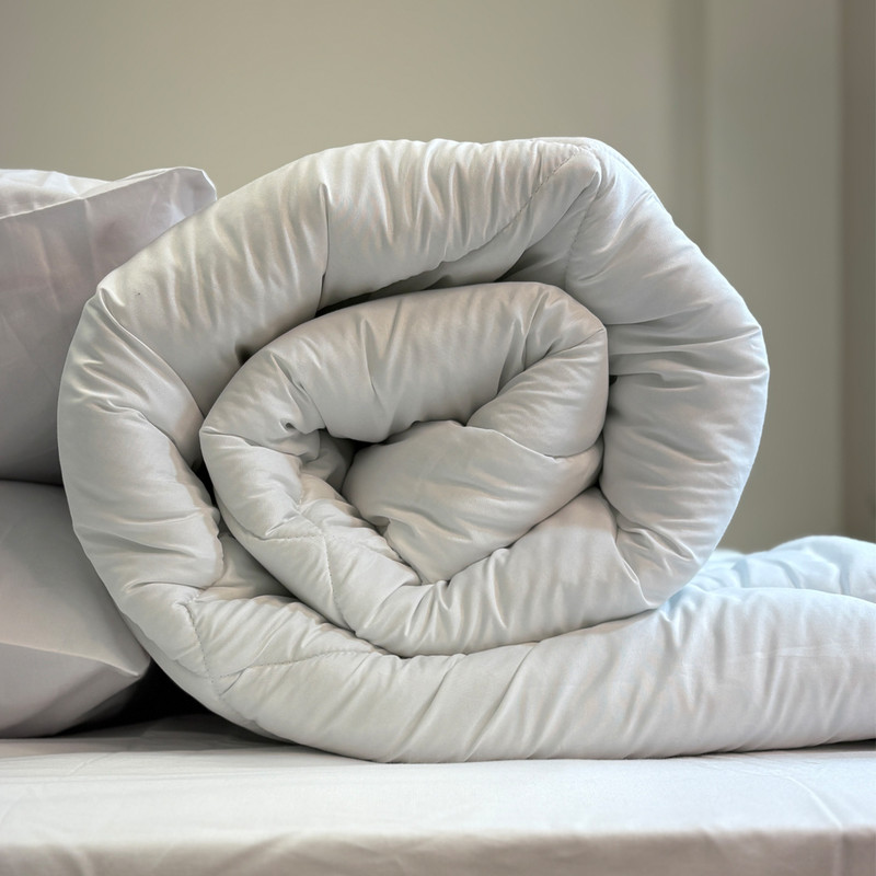 لحاف پرارین مدل لایت دونفره سایز 220x200 سانتی متر