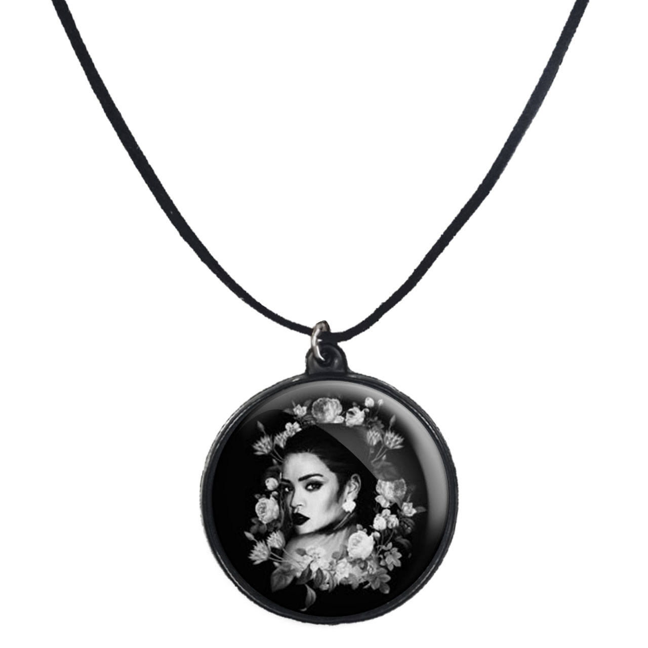 گردنبند پرمانه طرح ریحانا کد pmb.1109 مدل دو طرفه