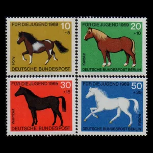 تمبر یادگاری مدل خارجی مجموعه 4 عددی