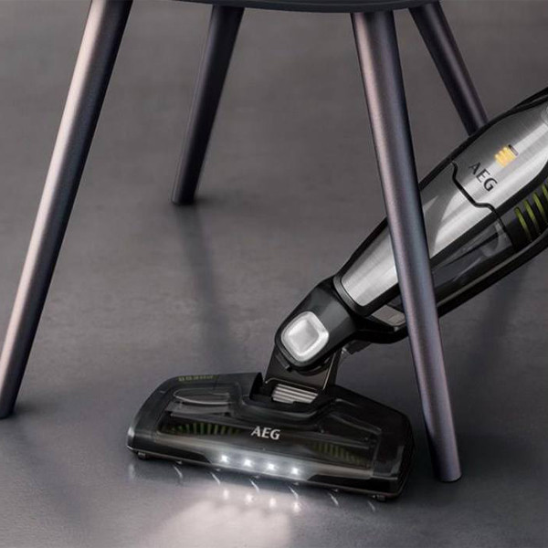 جارو شارژی آ ا گ مدل CX7