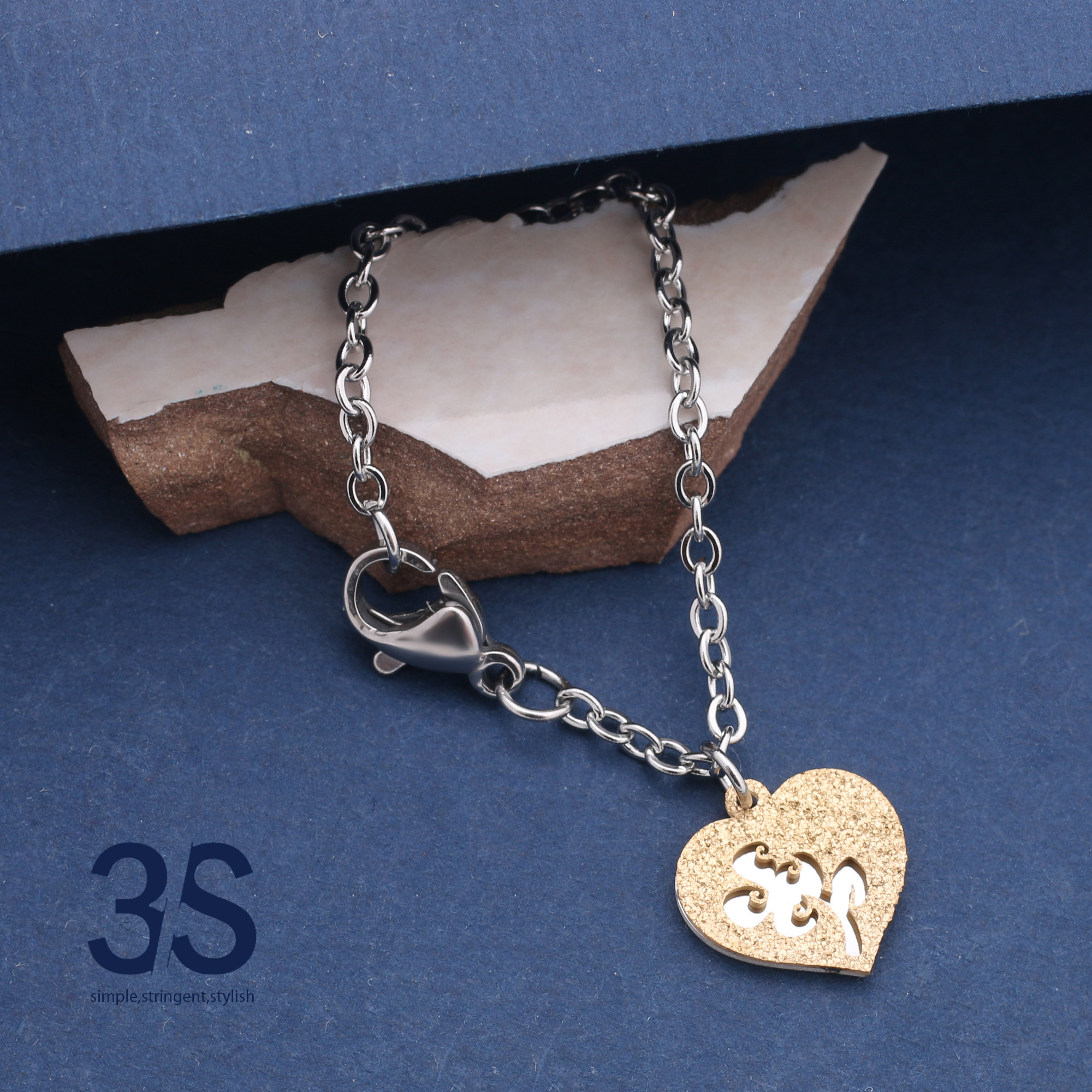 آویز ساعت زنانه طرح قلب کد 539 آویز ساعت زنانه طرح قلب کد 539