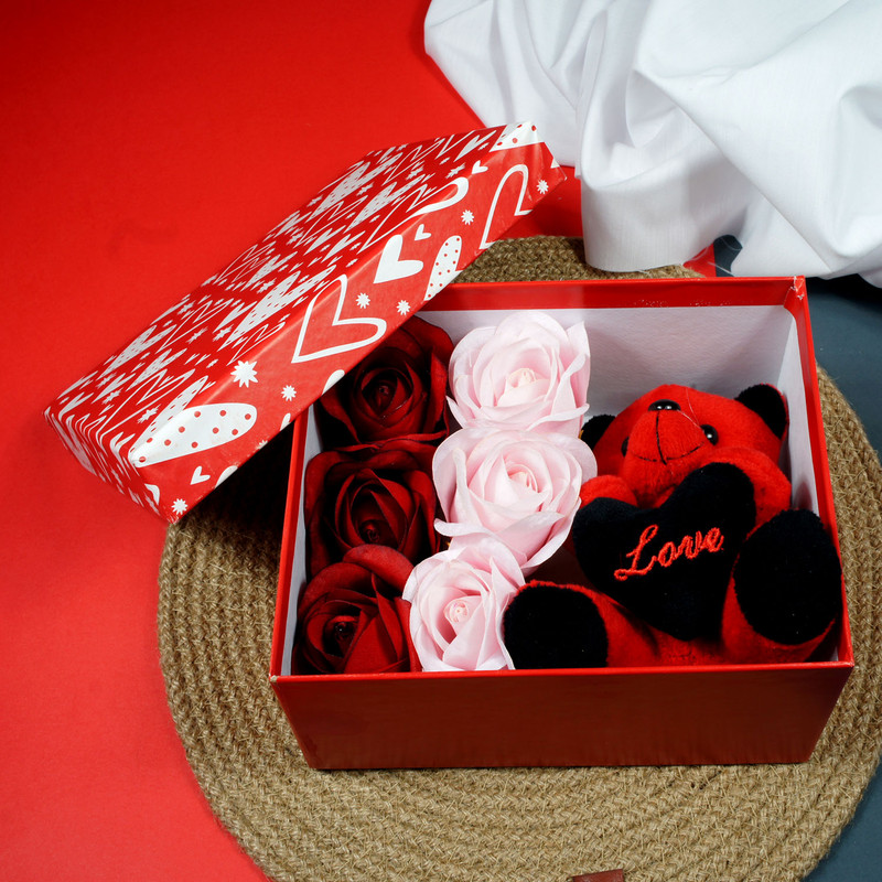 ست هدیه روز عشق مدل خرس مجموعه 8 عددی