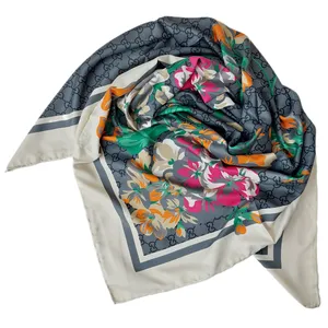 روسری زنانه مدل گلدار