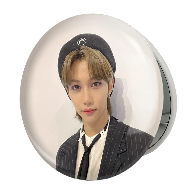 آینه جیبی خندالو طرح فلیکس گروه استری کیدز Stary Kids مدل تاشو کد 16957 