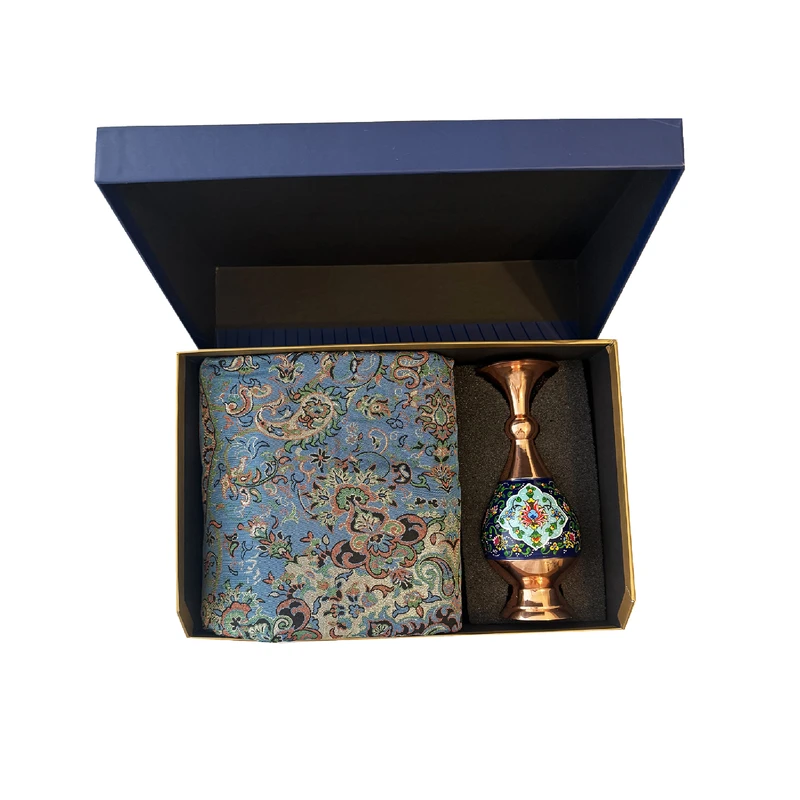 ست هدیه مدل گلدان مس و پرداز و رومیزی ترمه کد 0029