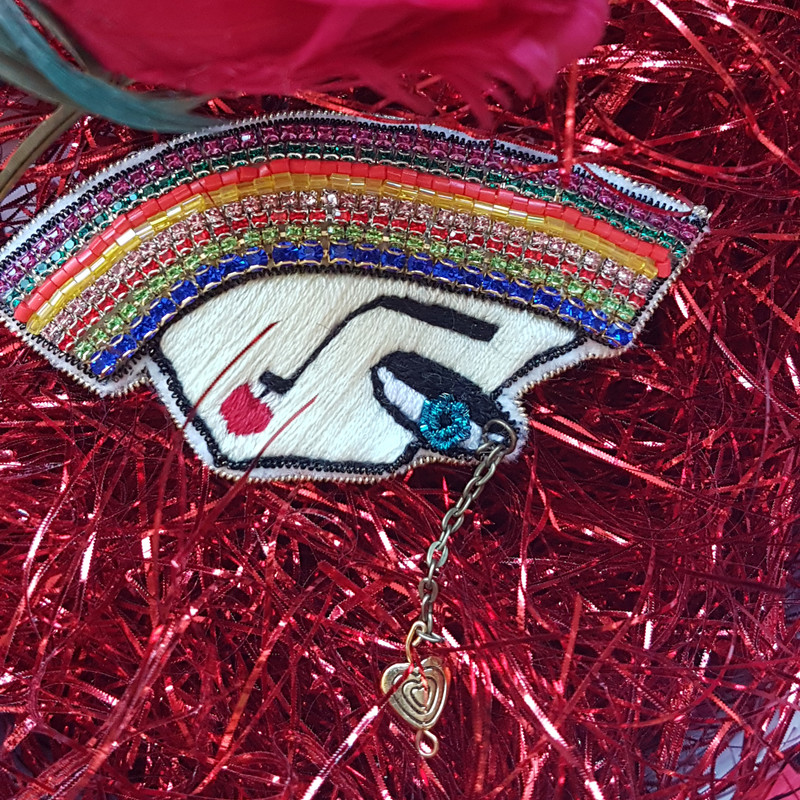 سنجاق سینه دخترانه مدل دختر کد GOL171 سنجاق سینه دخترانه مدل دختر کد GOL171