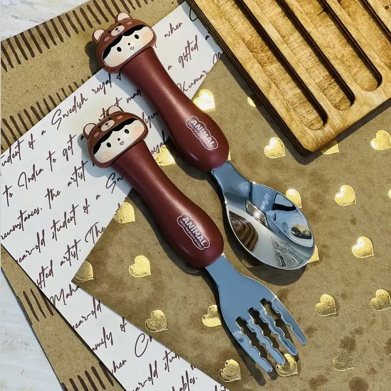 قاشق و چنگال  کودک طرح عروسک بسته 2 عددی