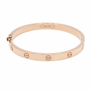 دستبند النگویی طلا کم اجرت 18 عیار زنانه پندار گلد مدل کارتیه لاو DB09