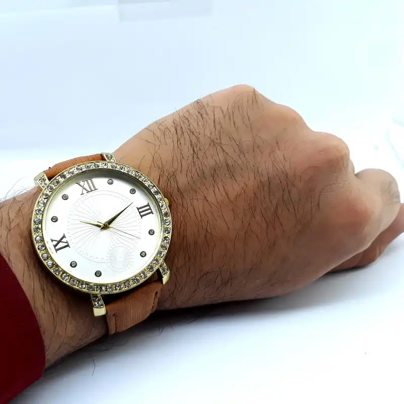 ساعت مچی عقربه ای مدل نگینی کد sfd20