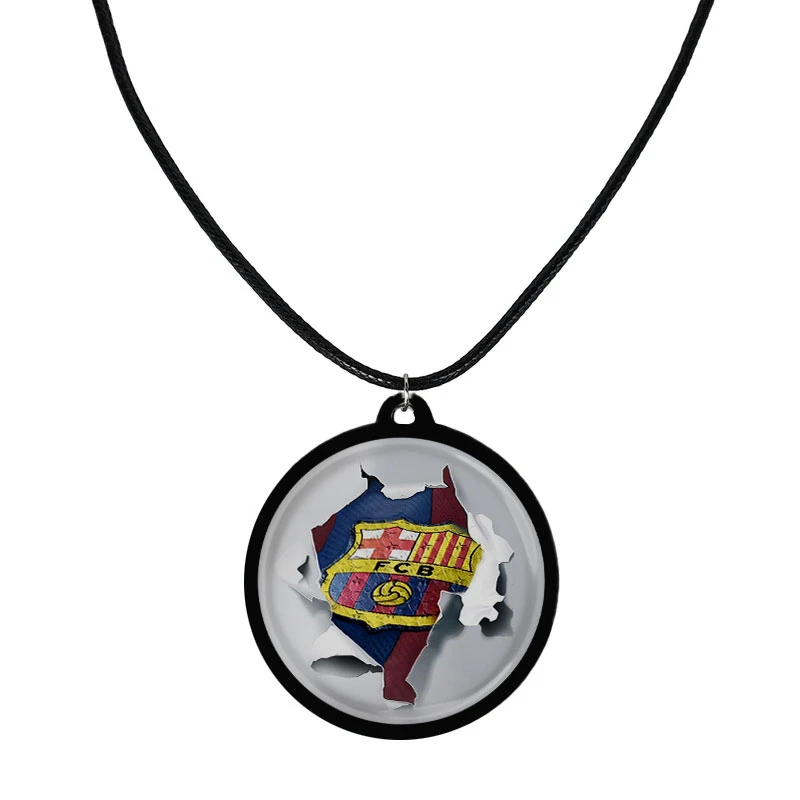 گردنبند مدل دوطرفه طرح بارسلونا کد S3741