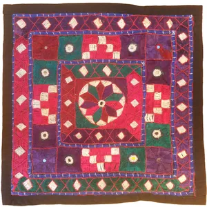 کاور کوسن سوزن دوزی کد QUSOOZ102