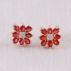 گوشواره طلا 18 عیار زنانه جواهری گاندی مدل 30944