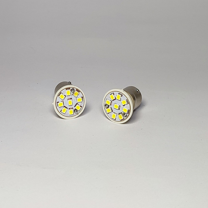 لامپ ال ای دی خودرو مدل SMD-F9W بسته 2 عددی