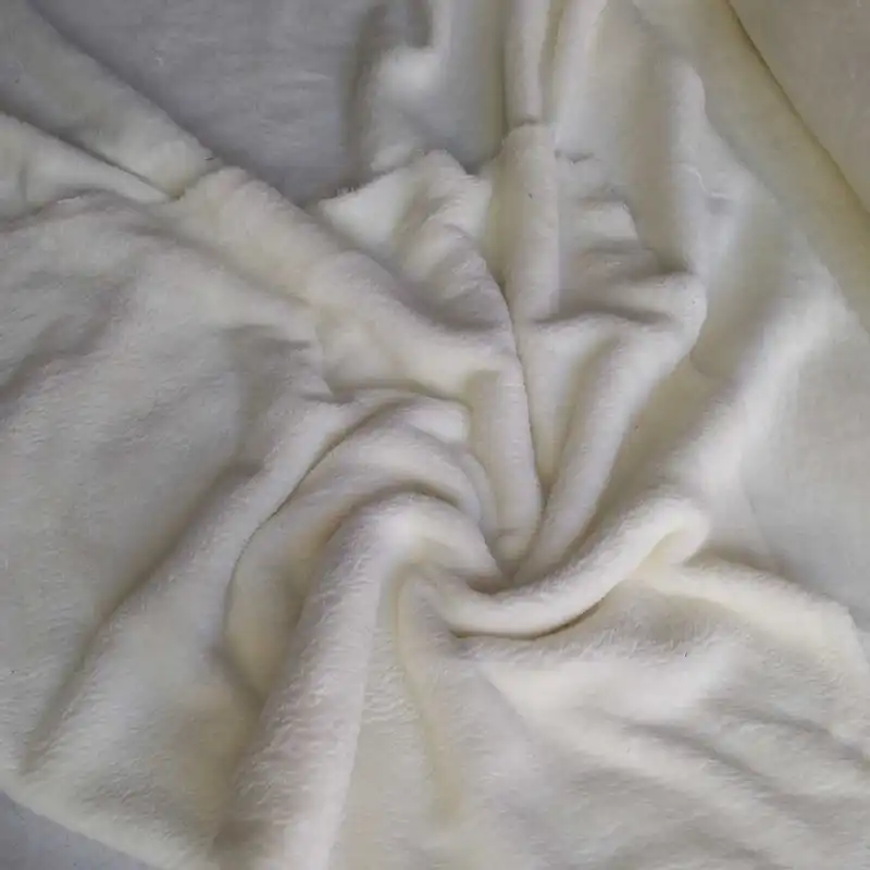 پارچه لباس مدل مخمل تدی دورو نیوسافت کد 05