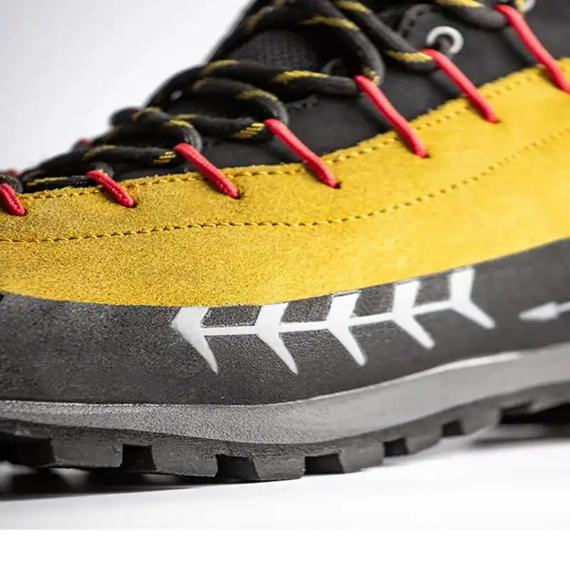 کفش کوهنوردی قارتال مدل B2