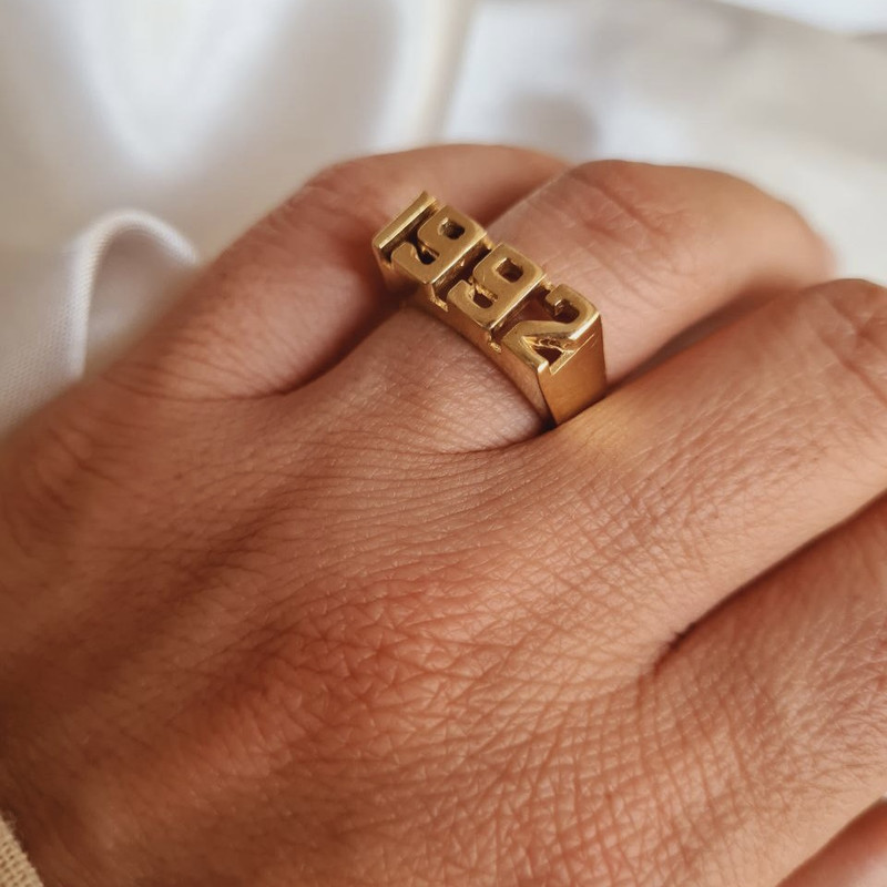 انگشتر مدل سال میلادی 1992 انگشتر مدل سال میلادی 1992