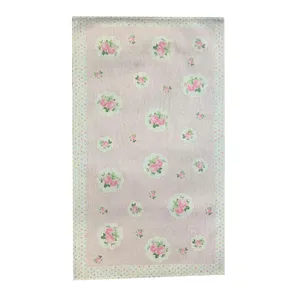 فرش ماشینی انگلیش هوم مدل Rosey Rosses