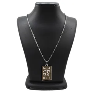 گردنبند مردانه رزالیا مدل BTS کد NM-SSC-39