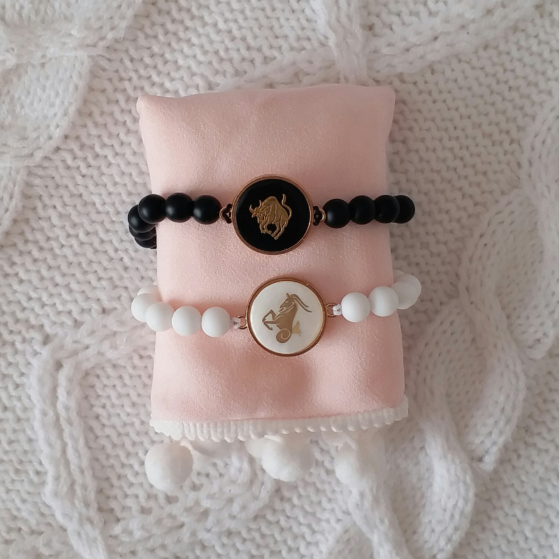 دستبند مدل ماه تولد دی و اردیبهشت F119 مجموعه 2 عددی دستبند مدل ماه تولد دی و اردیبهشت F119 مجموعه 2 عددی