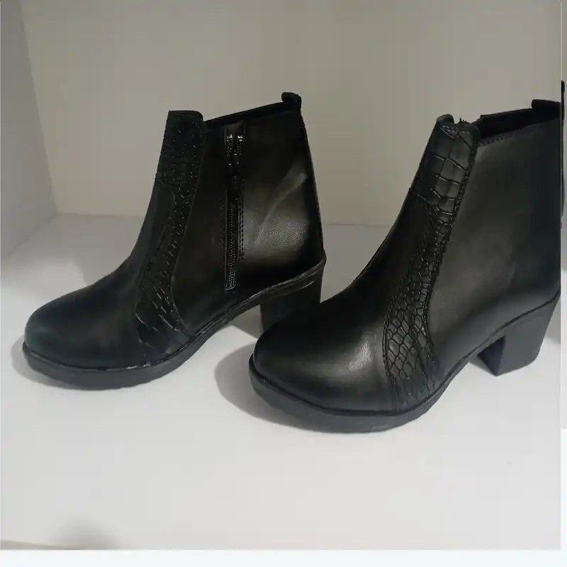 نیم بوت زنانه مدل بیتا کد 001