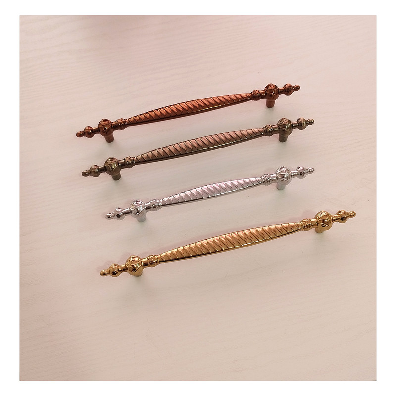 دستگیره کابینت و کمد مدل عثمانی کد zc128 بسته 2 عددی