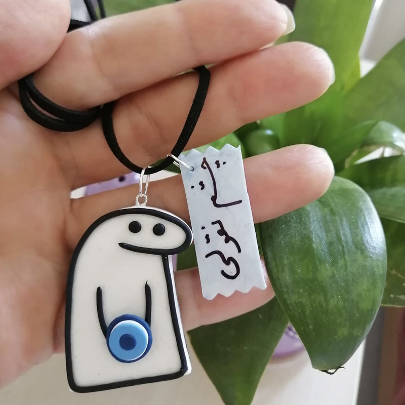 آویز خودرو مدل میقولی