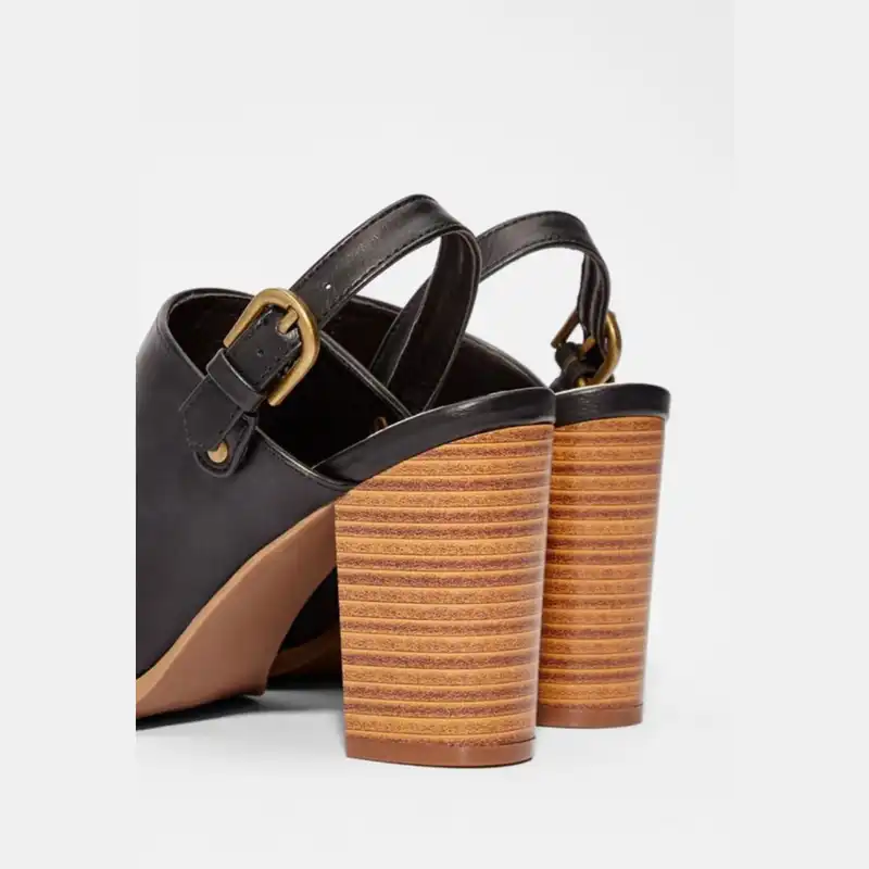 صندل زنانه جاست فاب مدل Blackshine