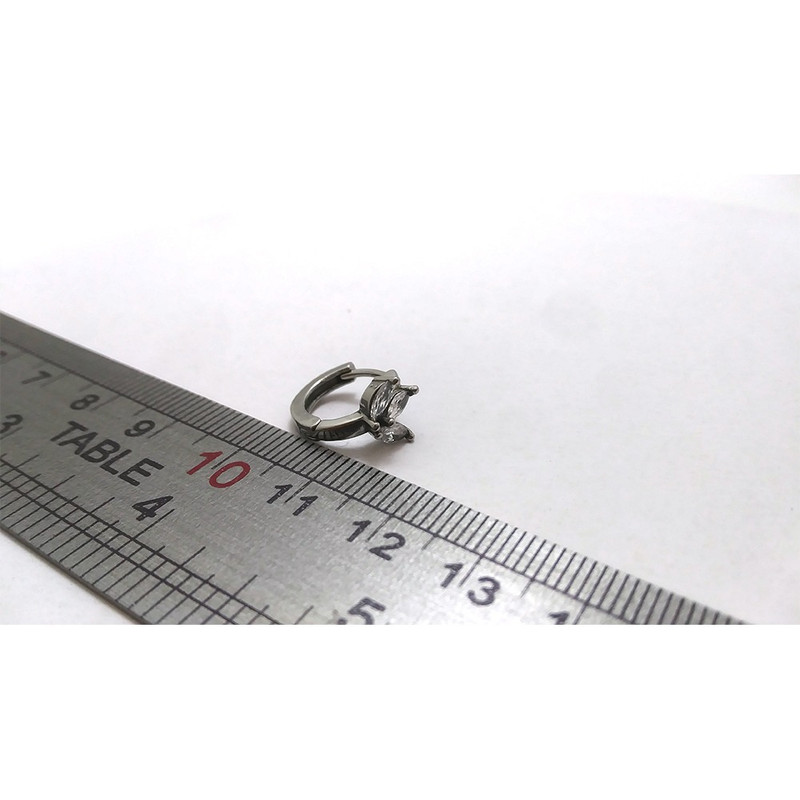 پیرسینگ گوش زنانه مدل گل