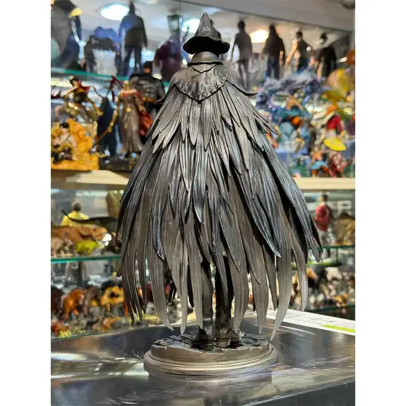 فیگور مدل آیلین صورت کلاغی ارتفاع 30 سانتی متر