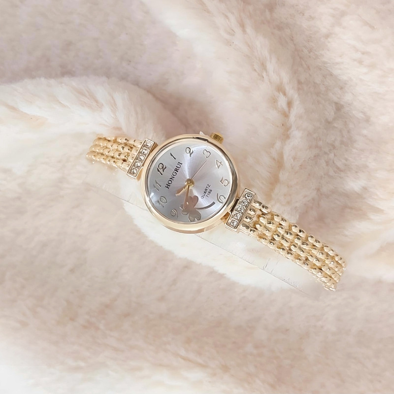 ساعت مچی عقربه ای زنانه هانگروی مدل بند حصیری دستبندی