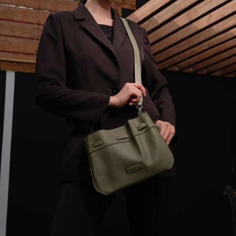 کیف دوشی زنانه دیوید جونز مدل 6710-1 -  - 9
