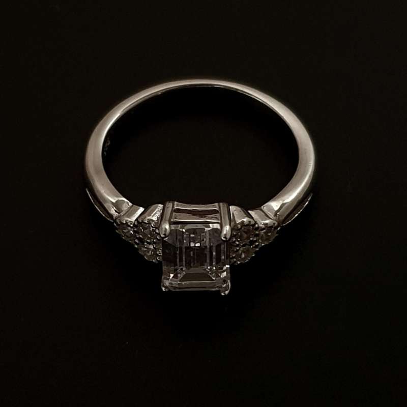 انگشتر نقره زنانه مدل N73 انگشتر نقره زنانه مدل N73