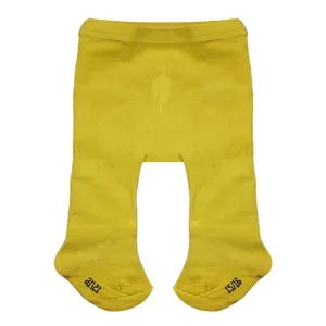 جوراب شلواری نوزادی کیابی مدل لوپی