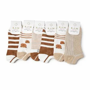 جوراب ساق کوتاه زنانه مدل تدی راه راهی  بسته 6 عددی