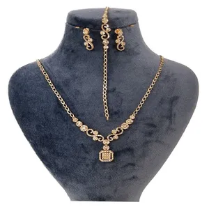 نیم ست طلا 18 عیار زنانه گالری یارطلا مدل تراش کد SR170-G