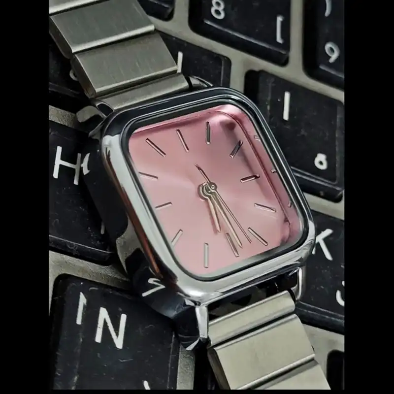 ساعت مچی عقربه ای زنانه مدل بند ریلی فلزی کد 1