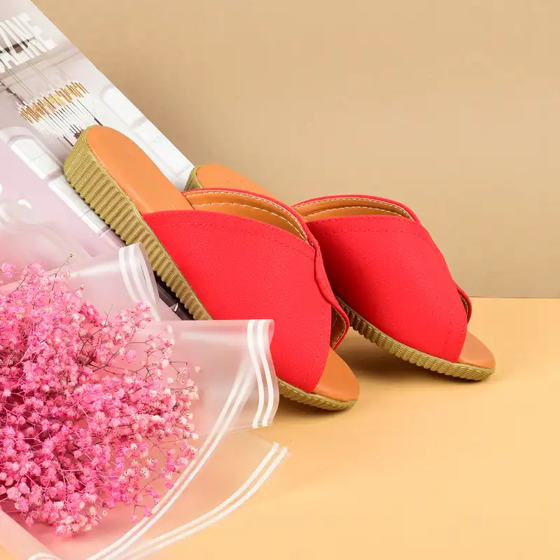 دمپایی زنانه نیکتا مدل ناگویامی RD.4048