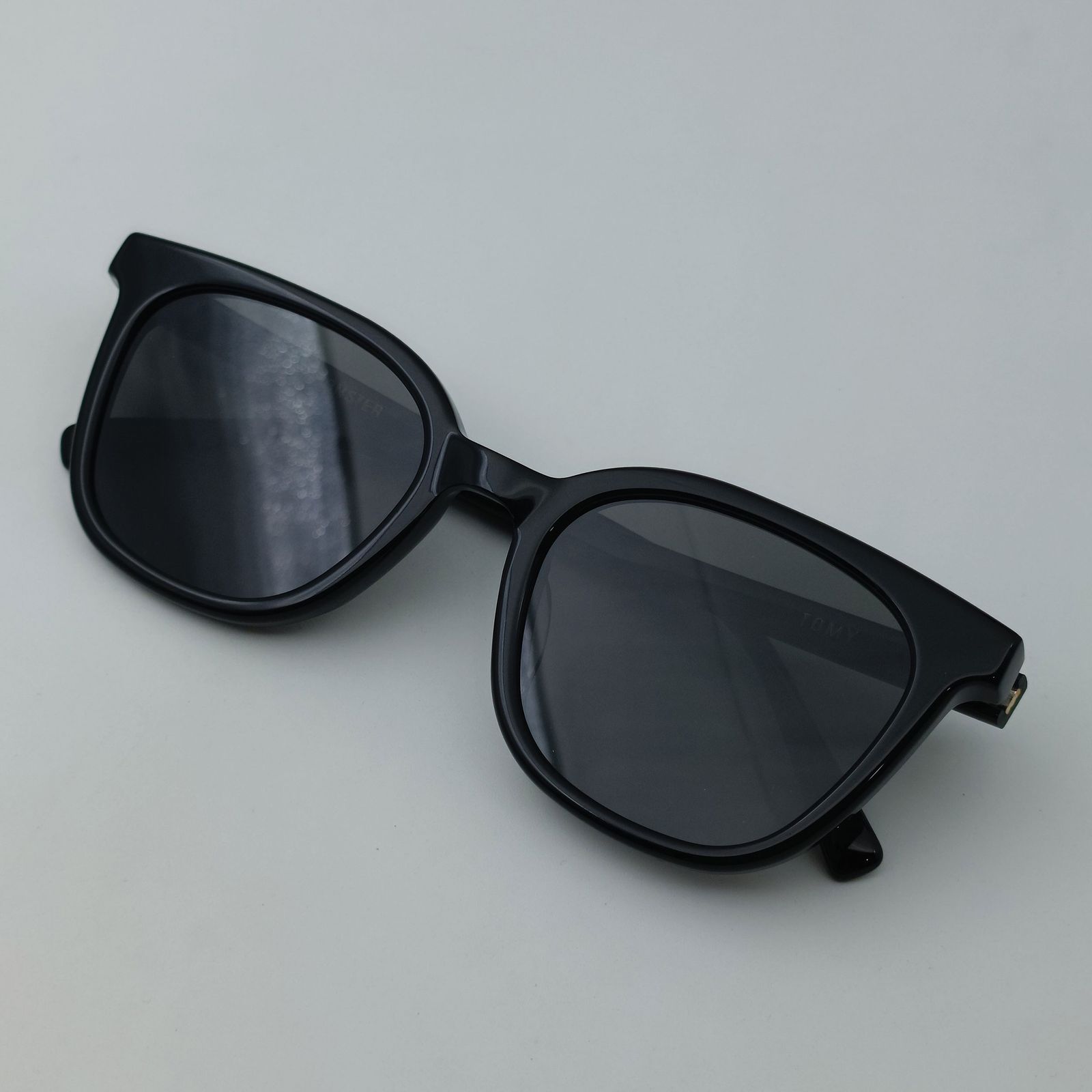 عینک آفتابی جنتل مانستر مدل TOMY -  - 11