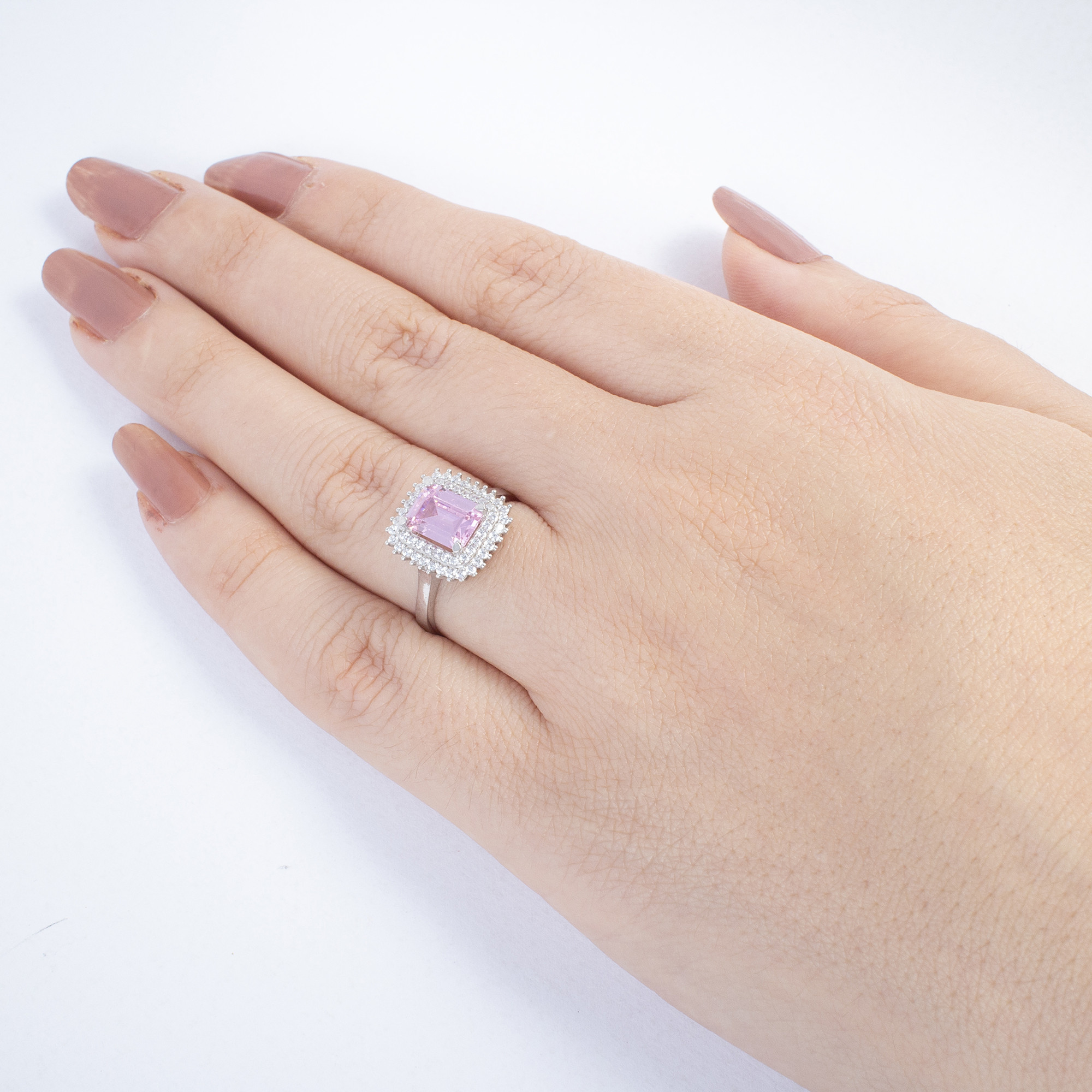 انگشتر نقره زنانه مدل کوارتز AVN-R1143